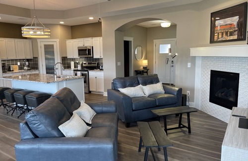 Newton House | Golf Course Getaway! Right on Sand Creek Golf Course, Newly Built
