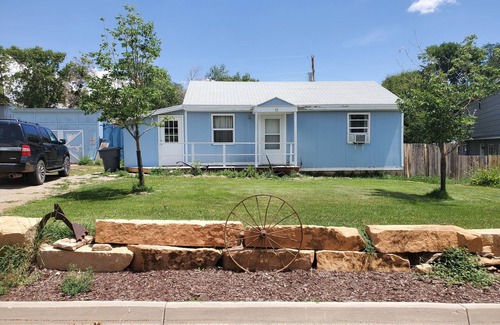 Monticello Cottage | Golf Course Hideout