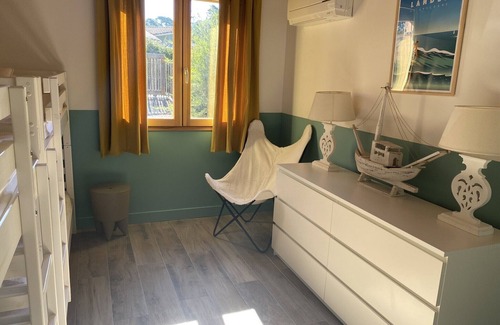 Biscarrosse House | GOLF de Bisca, wooden villa, lake on foot, heated SWIMMING POOL, 4-star rating.