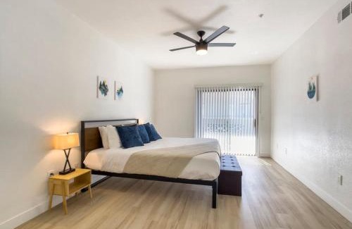 Kierland Apartment | Golf Lover's CozySuites Kierland Commons
