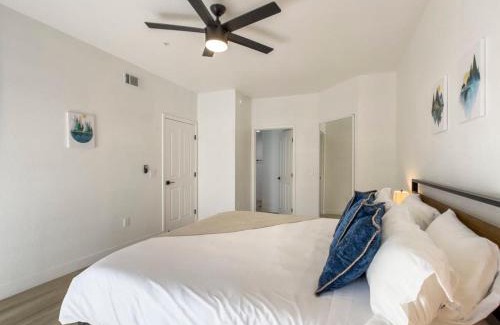 Kierland Apartment | Golf Lover's CozySuites Kierland Commons