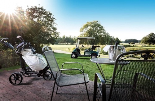 Semlin Apartment | Golfdirekt Doppelzimmer mit Du Oder Bad, WC, Frühstück und Abendessen