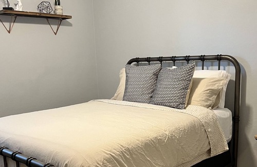 Gilbert House | Golfers Dream Home - 20 minute drive to 15 different golf courses