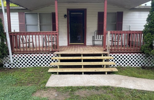 Rush House | GOLIATH RENTALS. 3-bedroom house in Rush KY. 0.1 miles from trailhead
