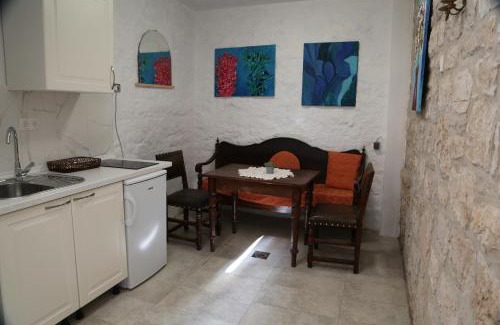 Stari Grad House | Golubica