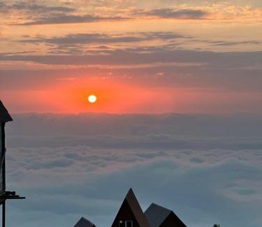 Khulo Villa | Gomismta sunset