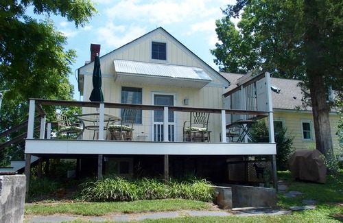 Macon House | Goochland Getaway At Clover Hill Farm