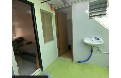 Basak Apartment | Good for 8-12 pax Staycation with Carpark