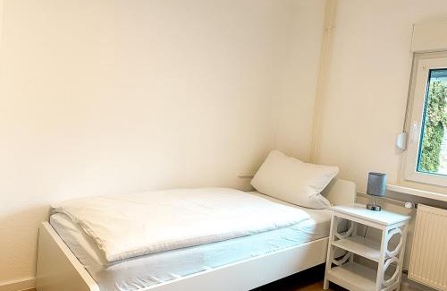 Idstein Apartment | Good Homes Apartment für bis zu 6 Personen mit Netflix und Highspeed WIFI