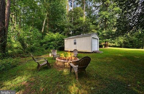 Bumpass House | Good Time Charli's