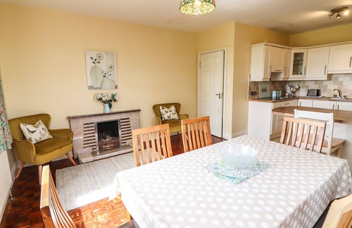 Spanish Point Cottage | GOODLANDS COTTAGE, pet friendly in Miltown Malbay, County Clare