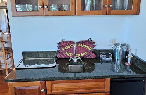 Cambridge House | Goose landing Waterfront Delight! Lee Creek Farm is a vacation oasis!