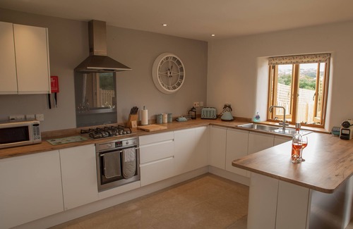 North Perrott Cottage | Goose Run Cottage is hidden away on a beautiful 70-acre private family estate.