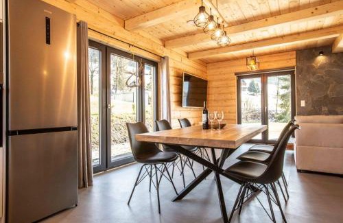 Niedzwiedz Villa | Gorczański dom z bali w górach