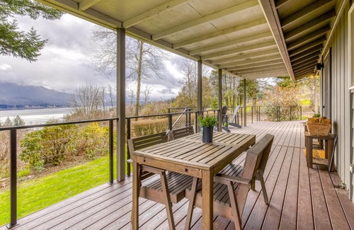 Stevenson House | Gorge View
