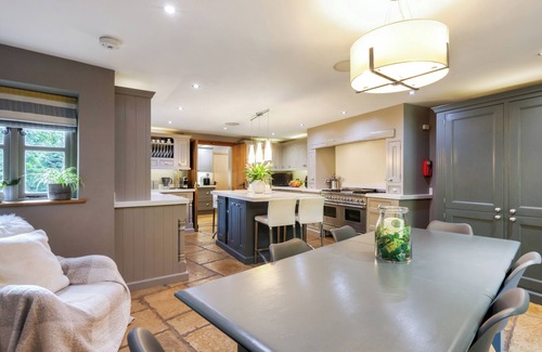 Andoversford House | Gorgeous 18th Century Barn Conversion - Cotswolds