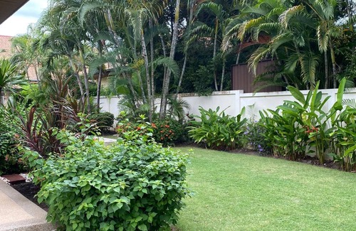 Hua Hin Villa | Gorgeous 3-bed 3-bathroom villa with private pool