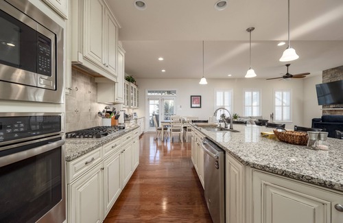 The Glade House | GORGEOUS 4 BR in GRANDE at CANAL POINTE - 19509 Manchester, Rehoboth
