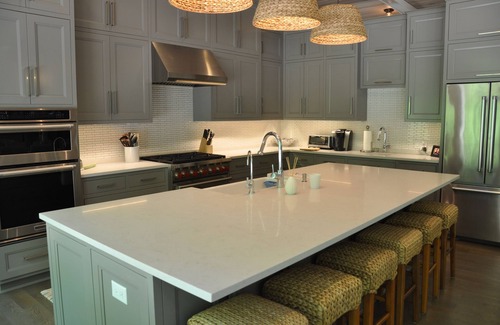 Harbert House | Gorgeous 5 bedroom 4.5 bath home with all amenities. Sleeps 16 comfortably!