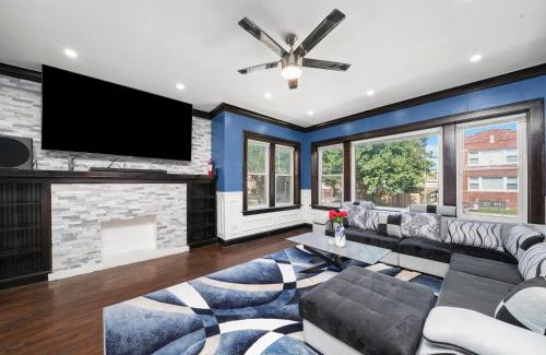 Gresham House | Gorgeous 5 BR Gem with Games