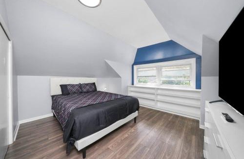Gresham House | Gorgeous 5 BR Gem with Games