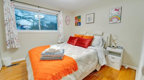 Oxon Hill House | Gorgeous 5BR & 3BA Spacious Home 2 minutes from MGM