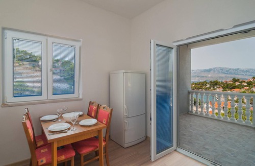 Splitska Apartment | Gorgeous apartment in Supetar-Splitska