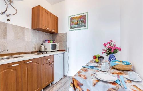 Novi Vinodolski Apartment | Gorgeous Apartment In Novi Vinodolski