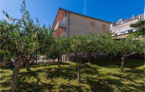 Duce Apartment | Gorgeous Apartment In Duce With Wifi