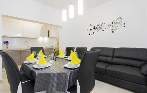 Grebastica Apartment | Gorgeous Apartment In Grebastica