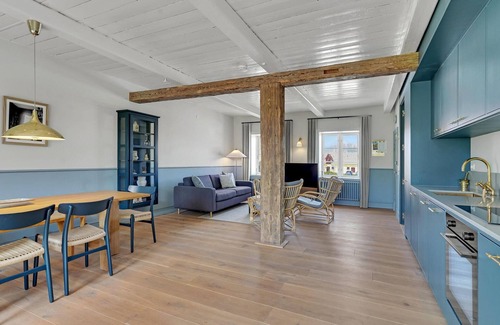 Bagenkop Apartment | Gorgeous apartment in Humble with WiFi
