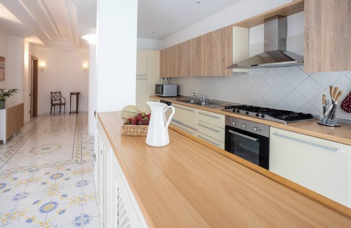 Sant'Agnello Apartment | Gorgeous apartment in Sorrento within walking distance of the center