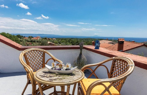 Peruski Apartment | Gorgeous apartment in Peruski with WiFi