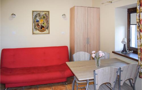 Rydzewo Apartment | Gorgeous Apartment In Rydzewo With Wifi