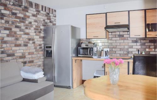 Rydzewo Apartment | Gorgeous Apartment In Rydzewo