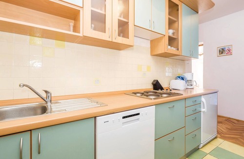 Senj Apartment | Gorgeous apartment in Senj with kitchen
