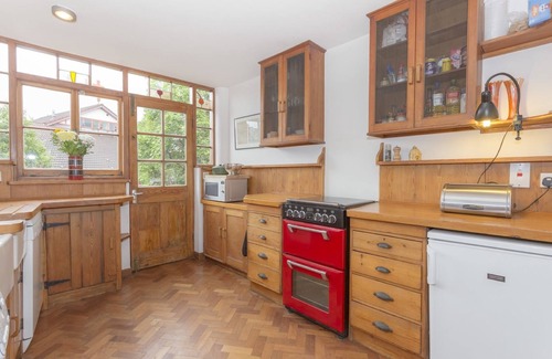 Prince's Apartment | Gorgeous apartment in zone 1, near the river and a short walk from Westminster
