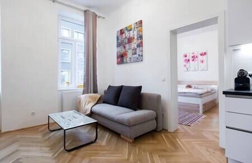 Erdberg Apartment | Gorgeous Apartment near city center and Prater