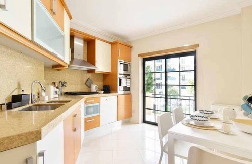 Lombos Apartment | Gorgeous Beach Apartment - Checkinhome