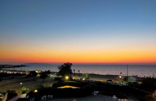 Casa Santa Apartment | Gorgeous beachfront apartment with pool