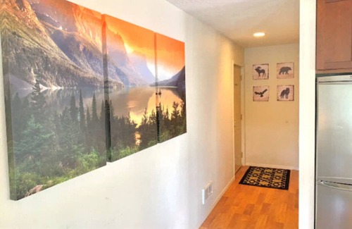 Bigfork Apartment | Gorgeous Condo on Flathead Lake with a Spa Tub!