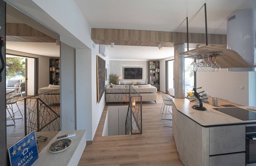 Cove Murtar Villa | Gorgeous Croatian Villa | Villa Hana | 3 Bedrooms | Heated Pool & 2 Mooring.