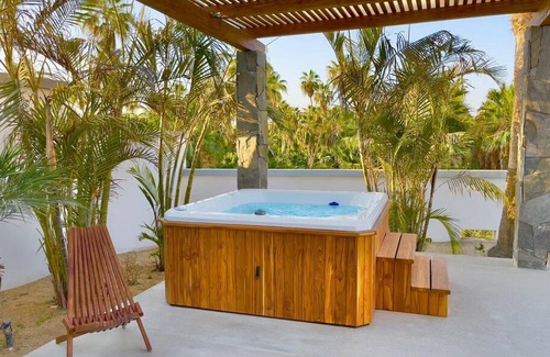 Todos Santos House | Gorgeous Downtown 4BR House with Jacuzzi & Firepit