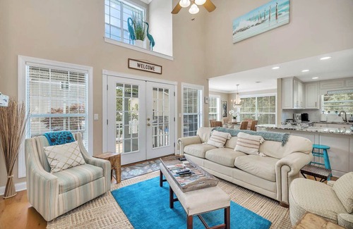 Saint Simons Heights House | Gorgeous, family-perfect 3BR.3BA home with pool in the heart of St Simons Island