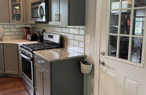 Dauphin House | Gorgeous Family Home in Quiet Neighborhood w/Mountain View