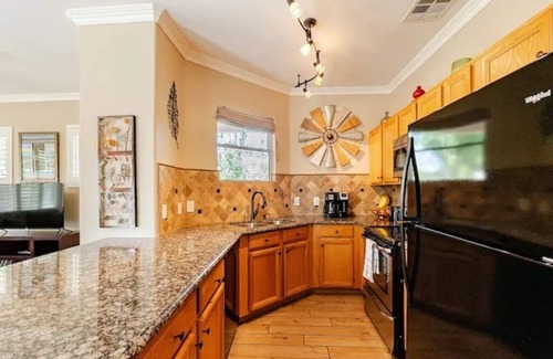 The Gardens House | Gorgeous Gilbert Getaway/3 Bedroom 2+ Bath Home/2 car garage/Sleeps 10