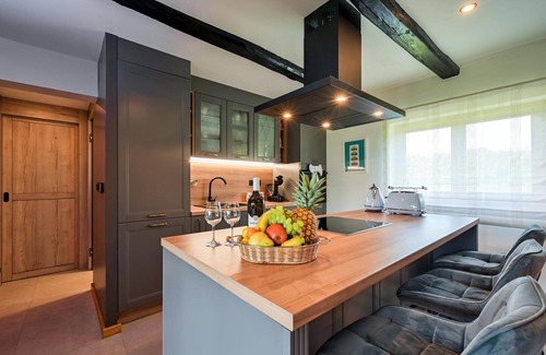 Strmec Stubicki House | Gorgeous home in Stubicke Toplice