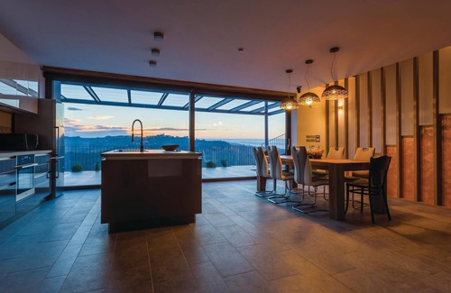 Kozana House | Gorgeous home in Dobrovo v Brdih