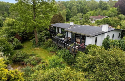 Hoeve Strand House | Gorgeous home in Asnæs