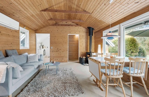 Hoeve Strand House | Gorgeous home in Asnæs with WiFi